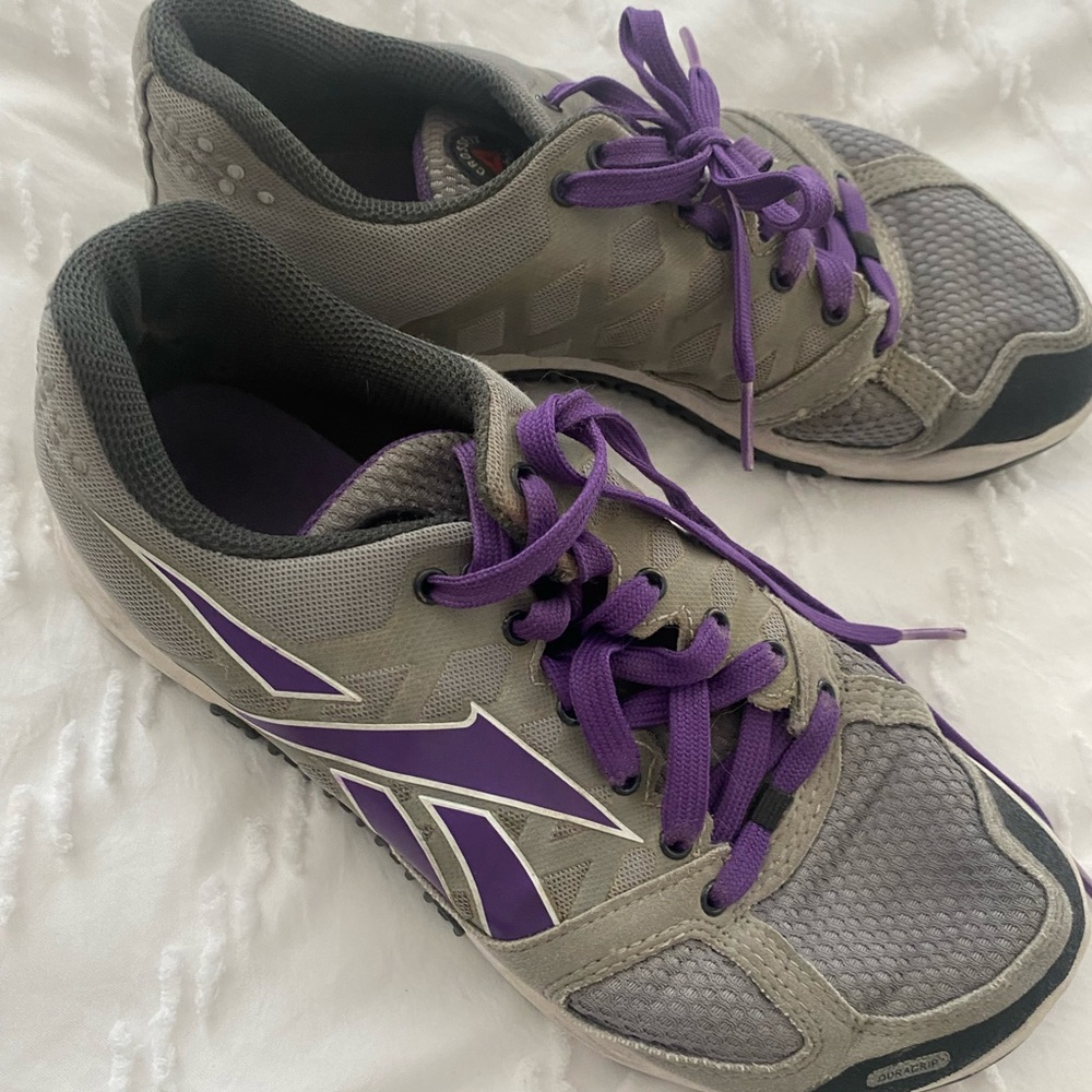 Reebok OG Nano Women 6.5/youth 4.5